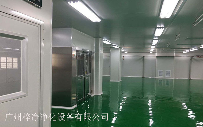 風(fēng)淋室主要用于對(duì)進(jìn)入潔凈室的人員進(jìn)行預(yù)處理，以減少帶入的塵埃和污染物。